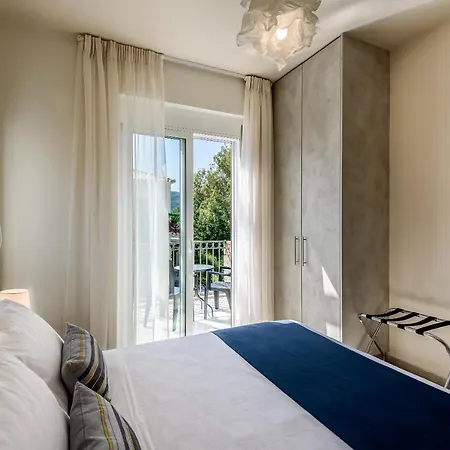 Azure Villa *