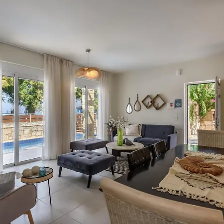 Azure Villa Kíssamos